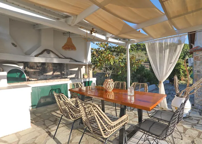 Blue & * Panormos (Skopelos)